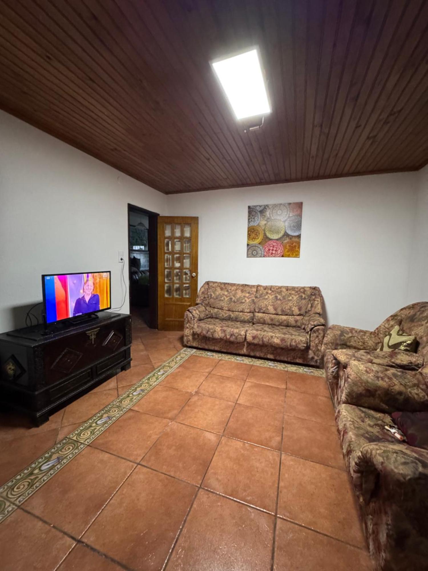 Hostel House Mariona *