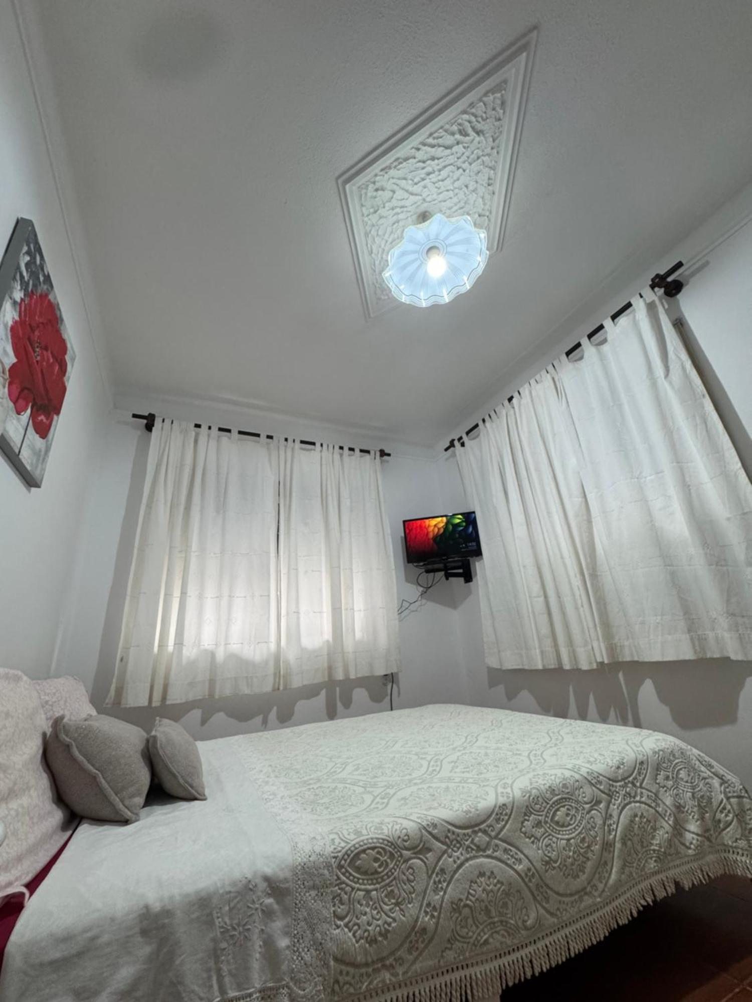 Hostel House Mariona