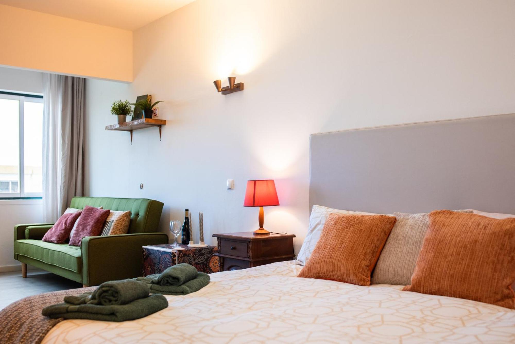 Seaview Ensuite In Centre - Casa Maluka Sagres