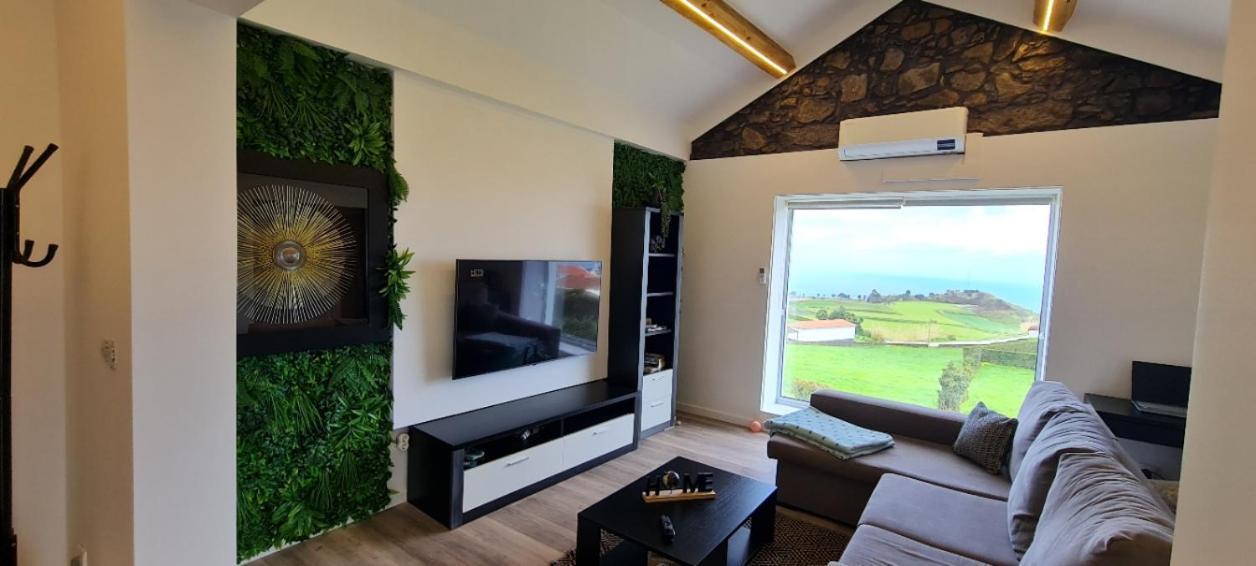 Casa Miramar Holiday home Algarvia