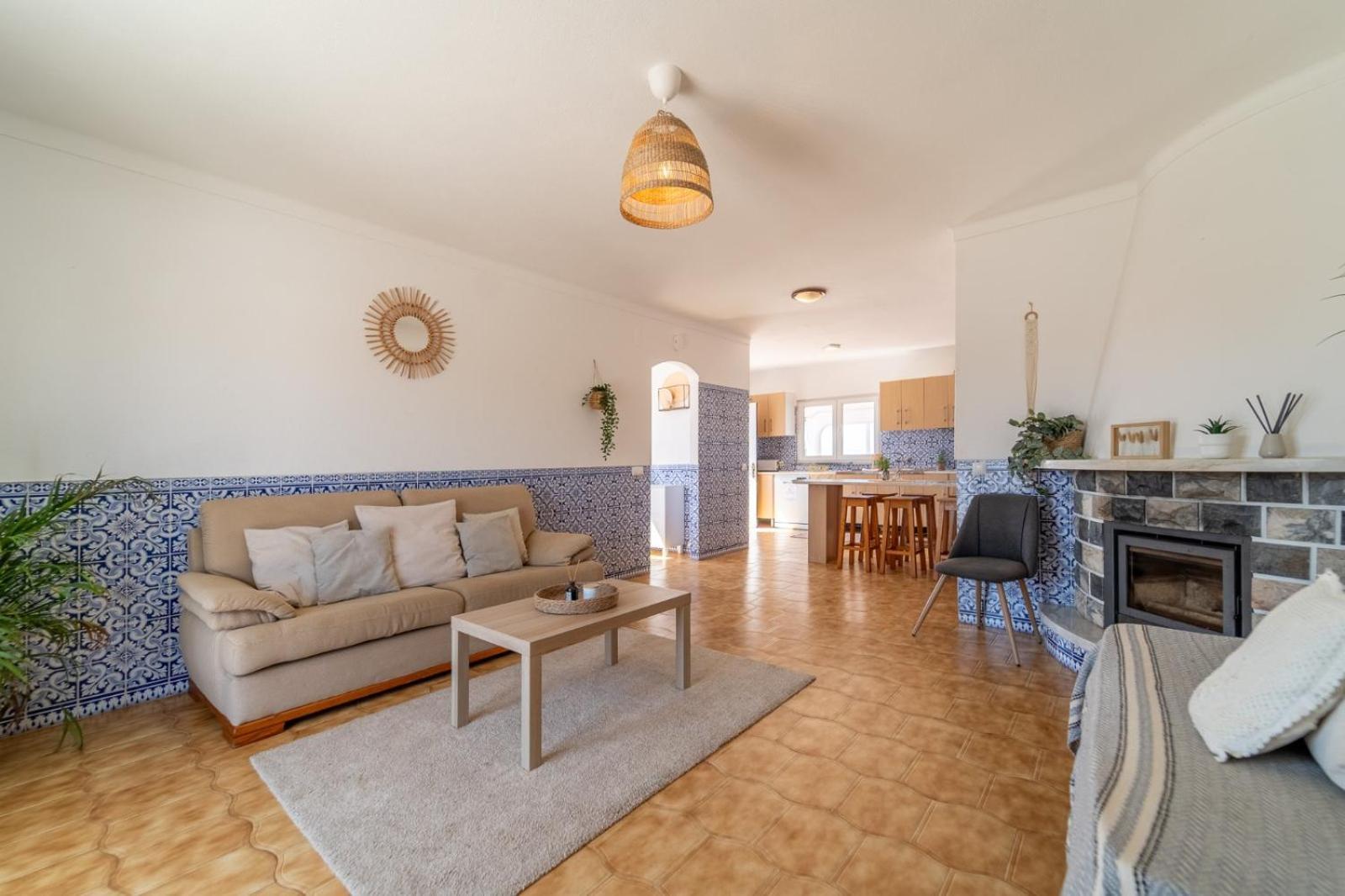 Arrifana Guest house