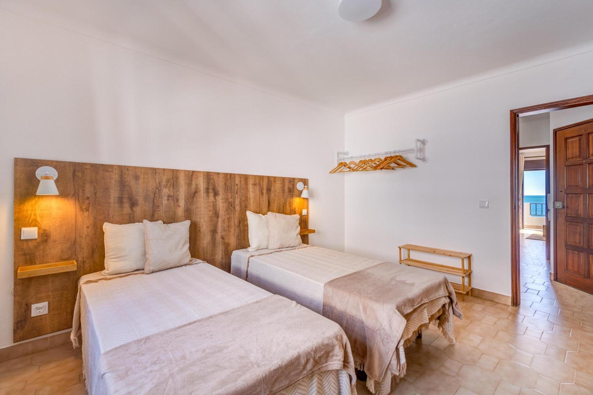 Apartment Sunset Azul - Sea View - Free Wifi - By Bedzy Albufeira