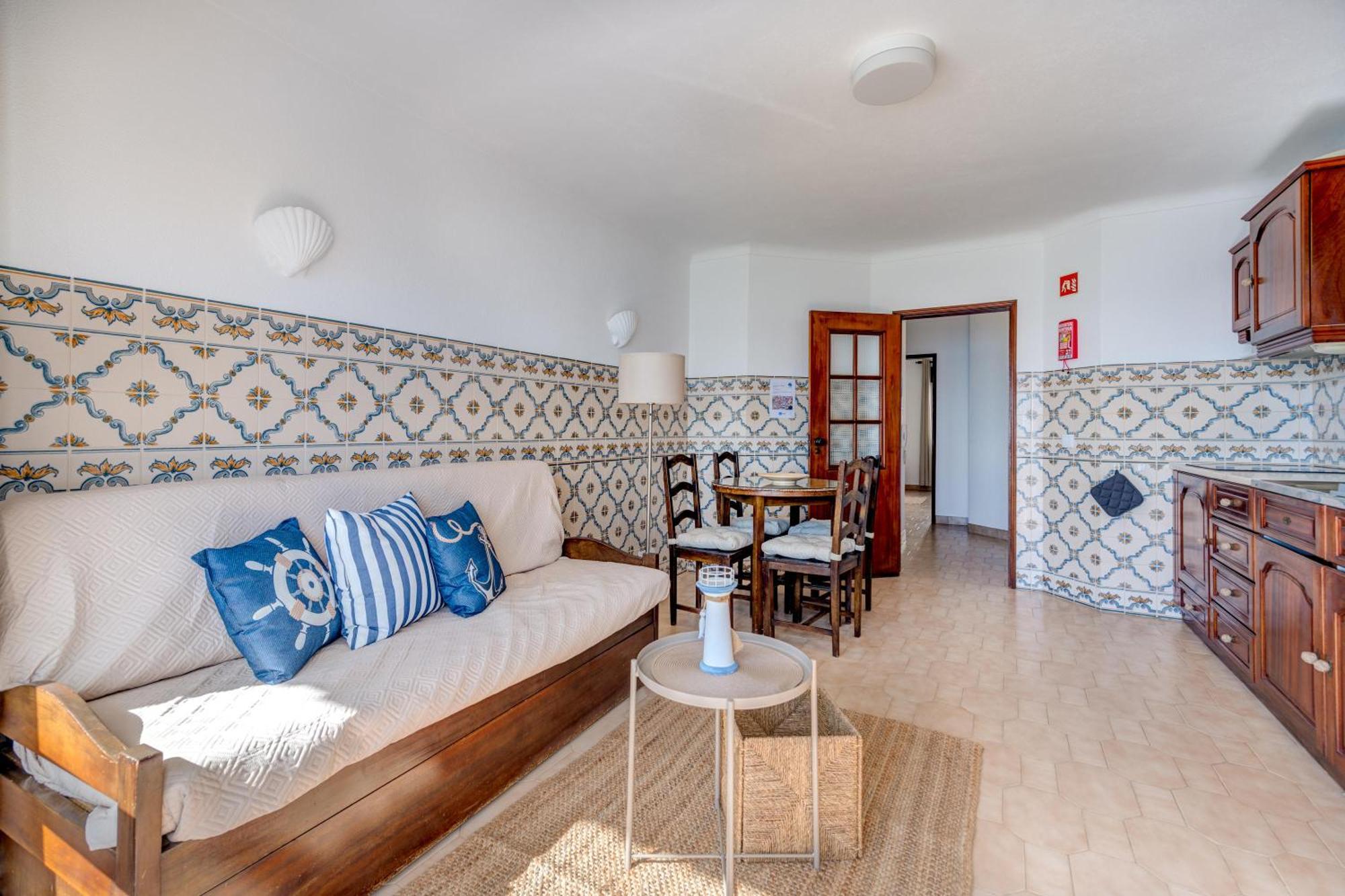 Apartment Sunset Azul - Sea View - Free Wifi - By Bedzy Albufeira