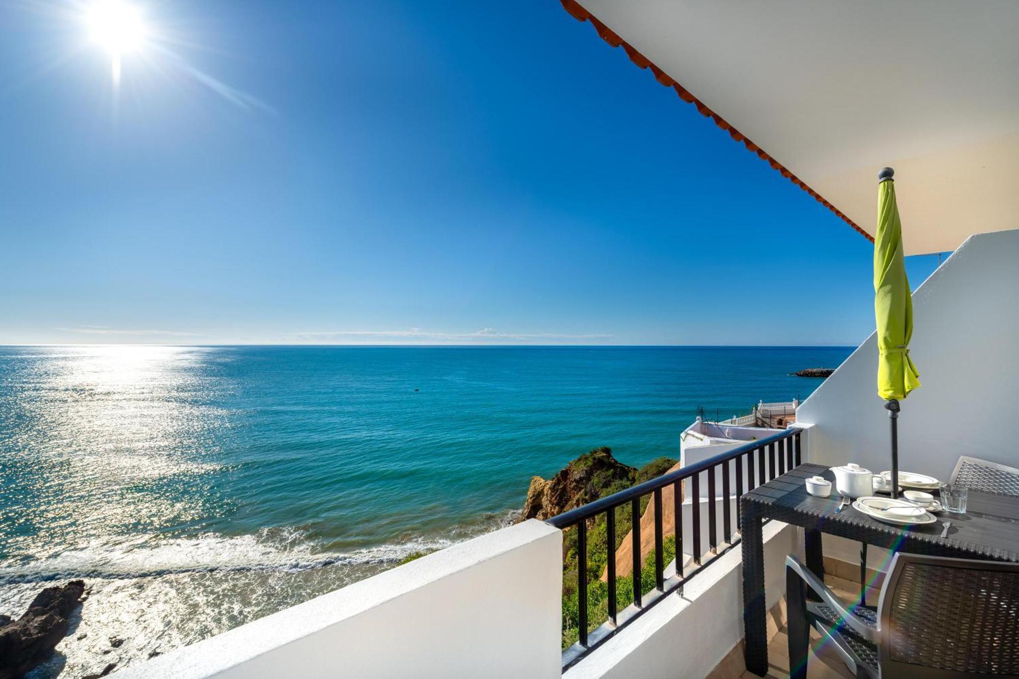 Apartment Sunset Azul - Sea View - Free Wifi - By Bedzy *