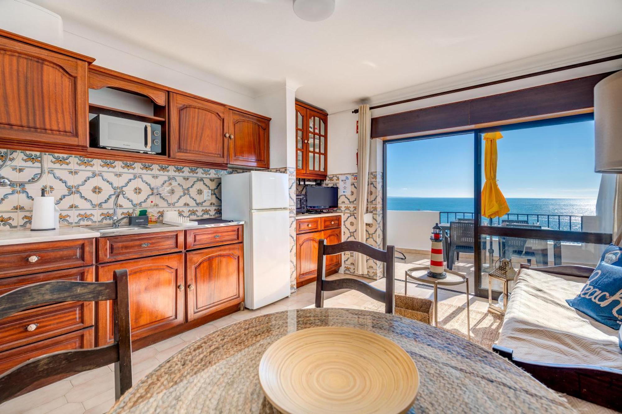 Apartment Sunset Azul - Sea View - Free Wifi - By Bedzy Albufeira