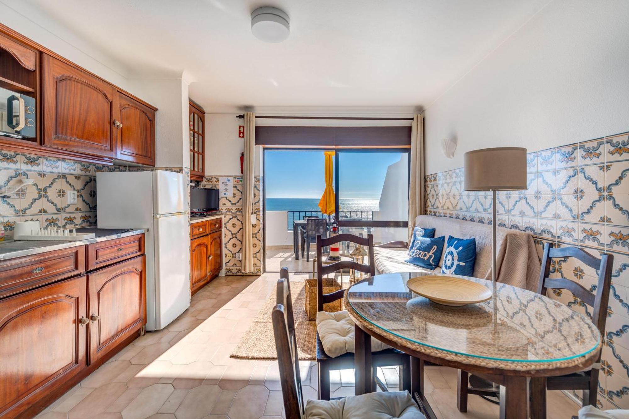 Sunset Azul - Sea View - Free Wifi - By Bedzy * Albufeira