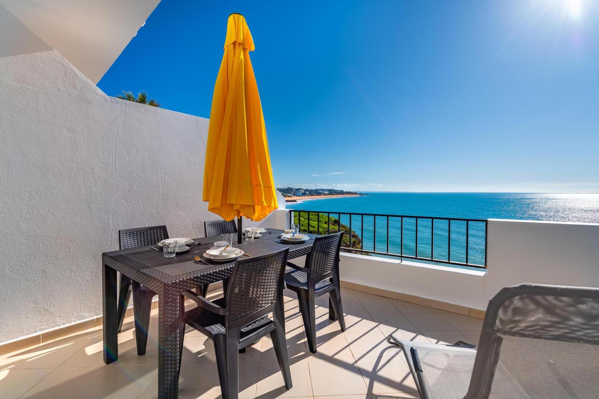 Sunset Azul - Sea View - Free Wifi - By Bedzy *