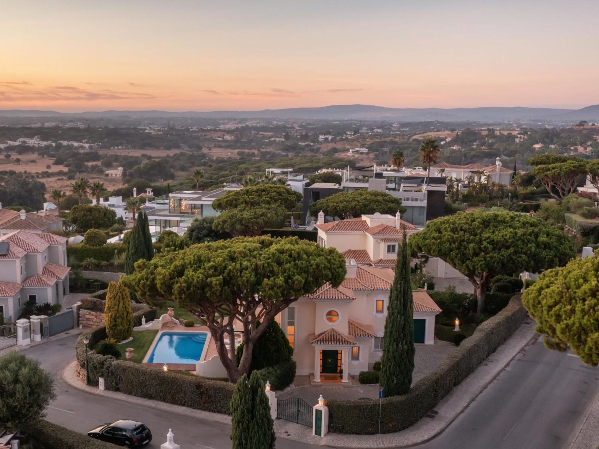 Vista Do Mar E Golf By Interhome Vale do Lobo