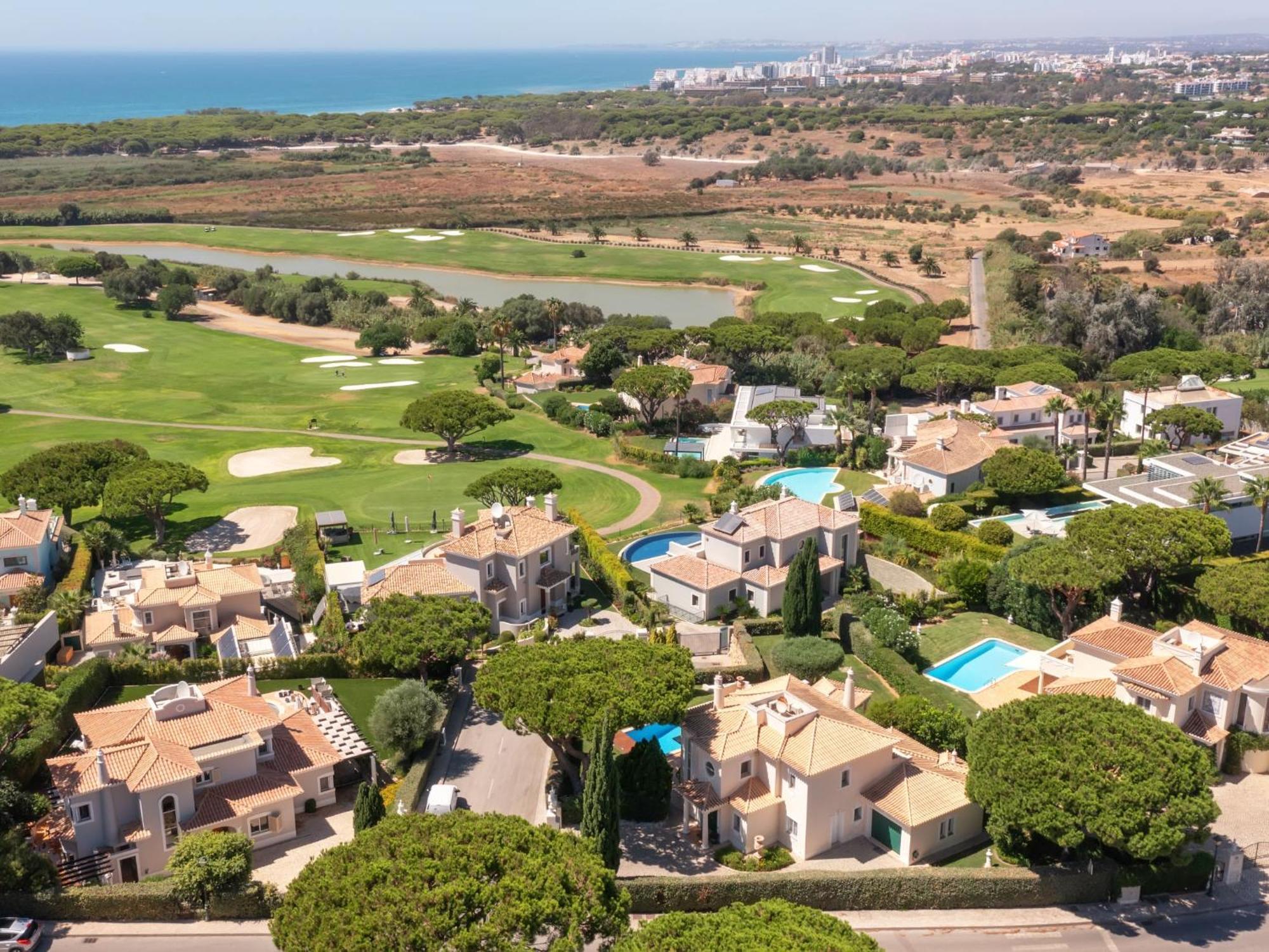 Vista Do Mar E Golf By Interhome Villa