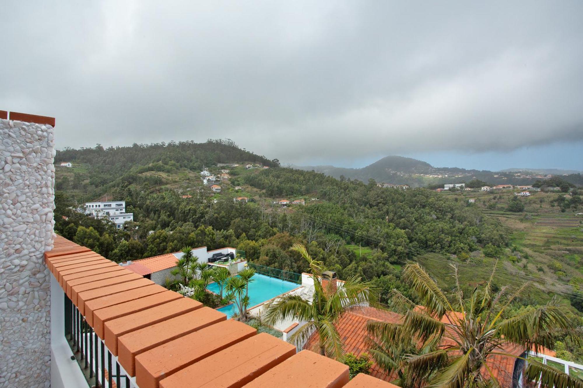 View Mountain Apartment Canico (Madeira)