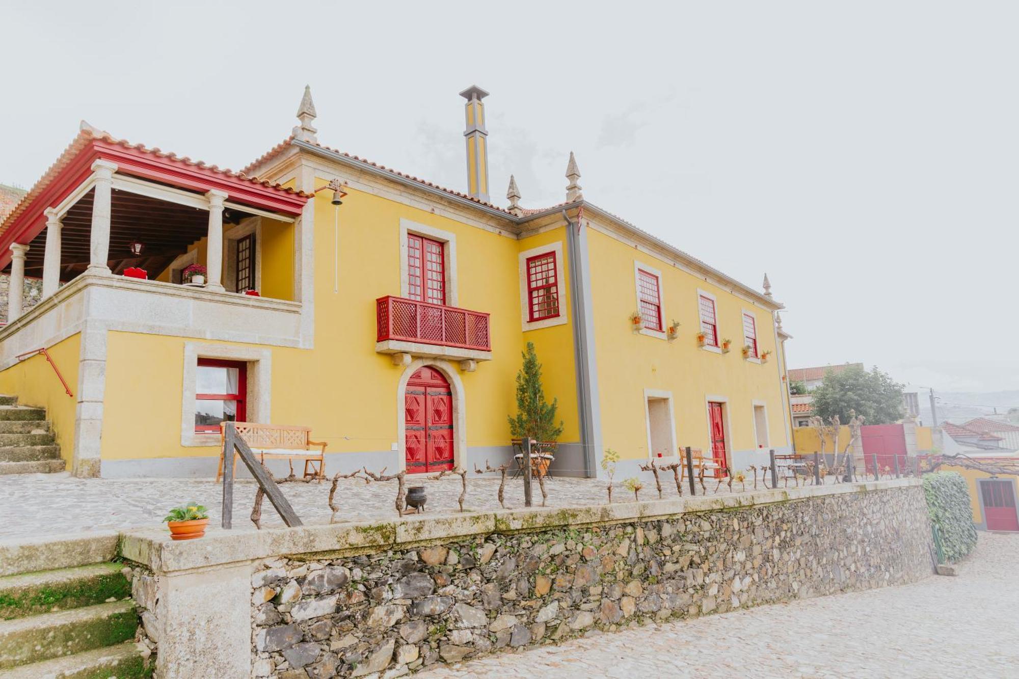 Casa Do Salgueiral * Santa Marta de Penaguiao