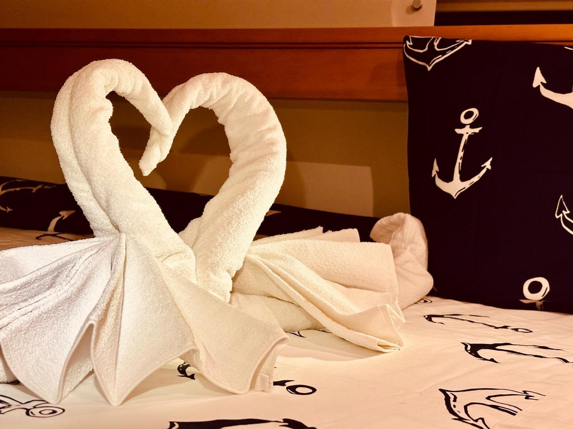 Sleep Aboard A Modern Sailboat In Botel *
