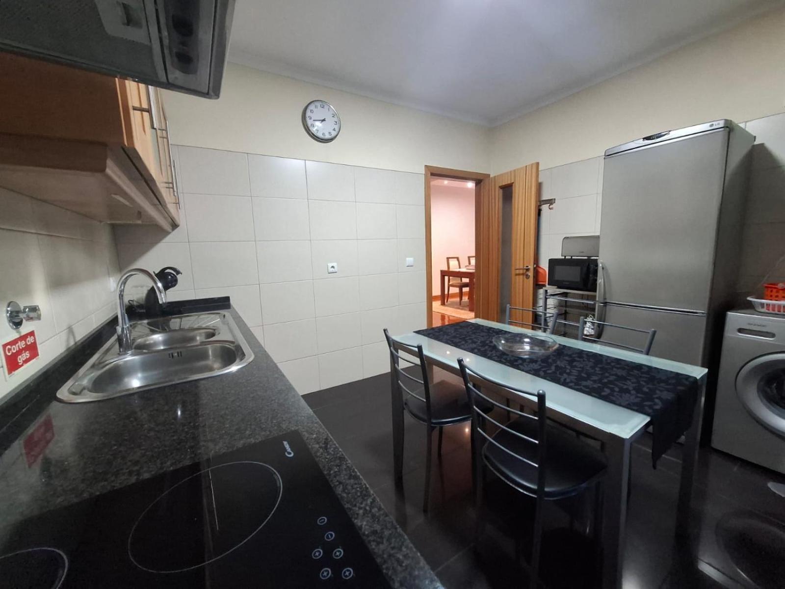 Apartment Cozy And Bright Machico (Madeira)
