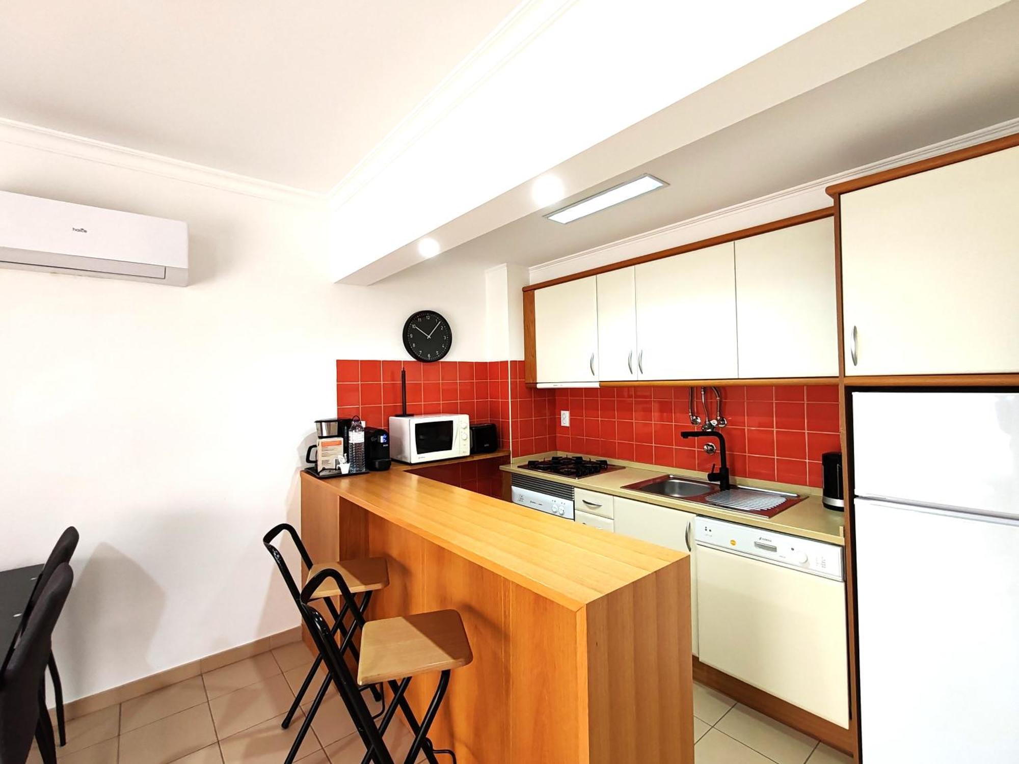 1d Mar - Casas & Papeis Armacao de Pera