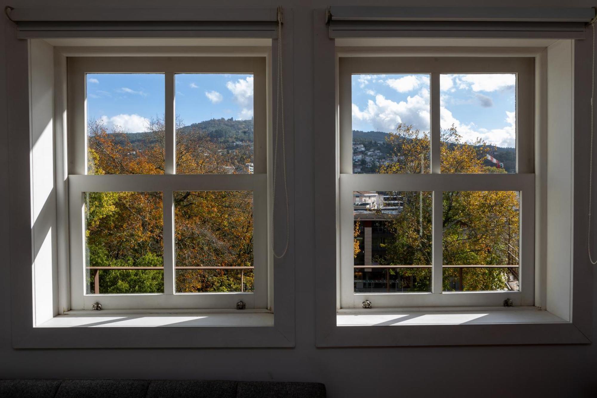 Moniz Terrace Apartment