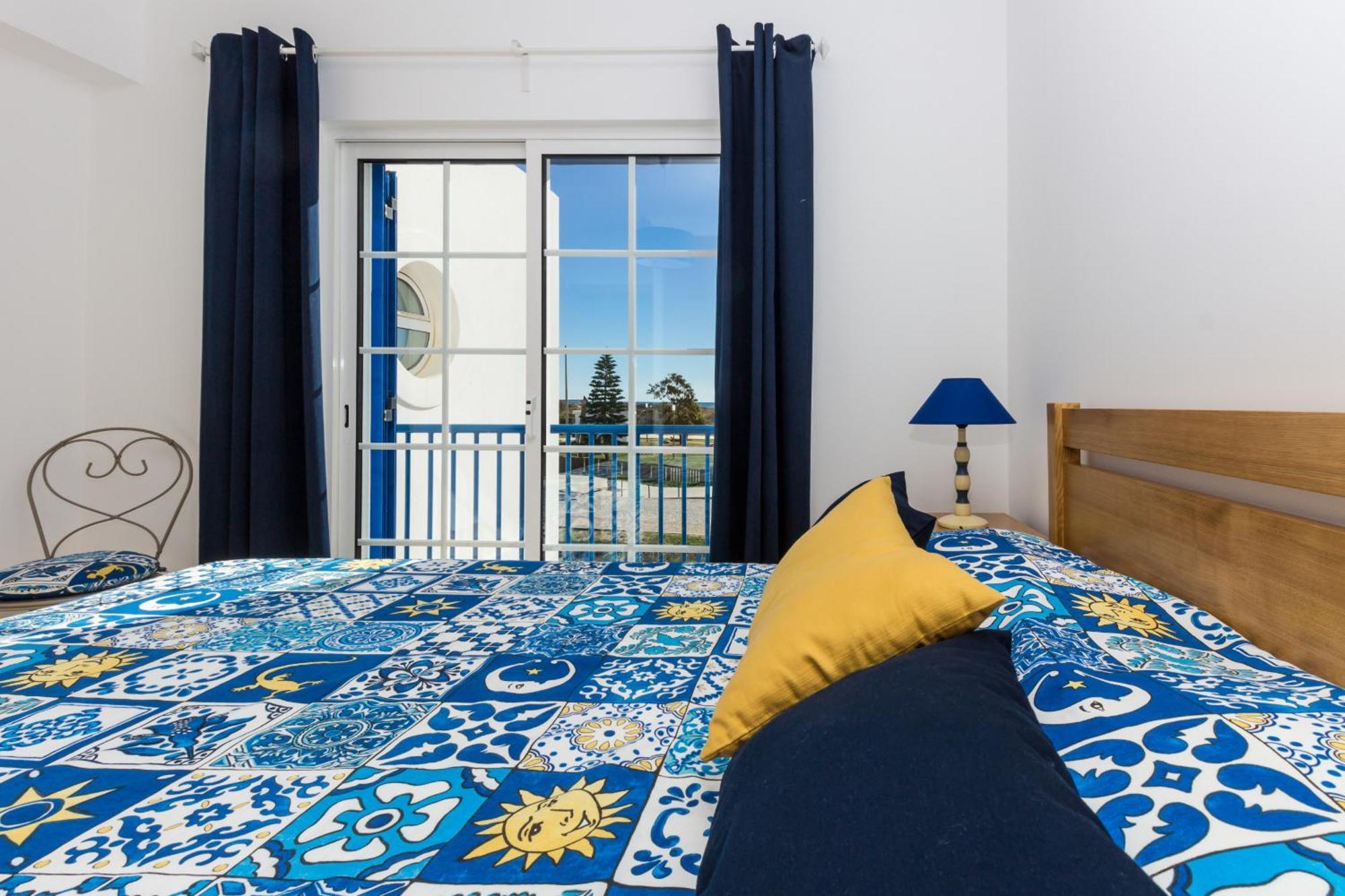 Blue By Algarvemanta Holiday home *