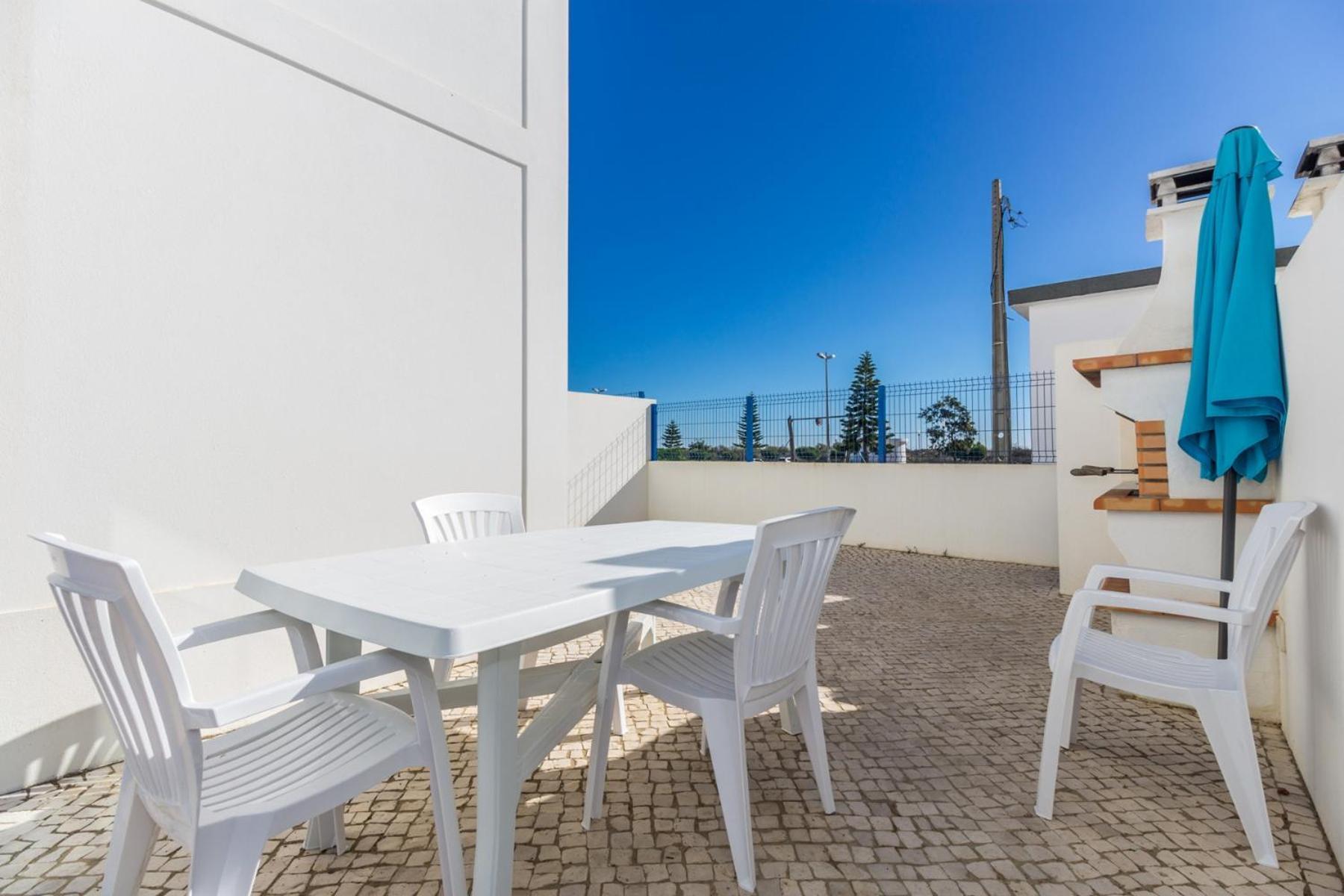 Holiday home Blue By Algarvemanta Manta Rota