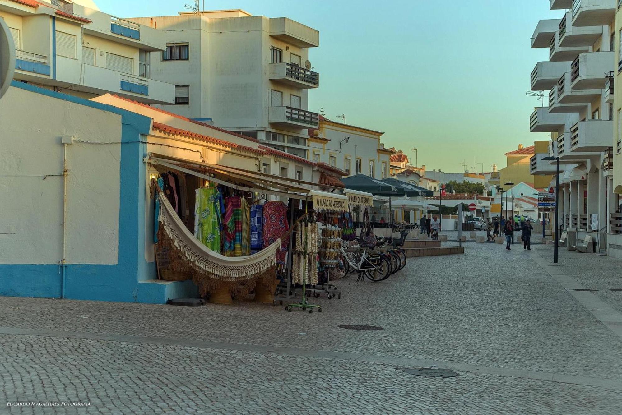De Santa Cruz - Casa Mar Silveira (Lisbon)