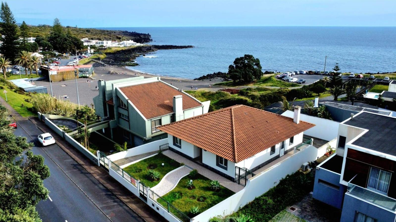 Ocean Breeze Ponta Delgada (Sao Miguel)