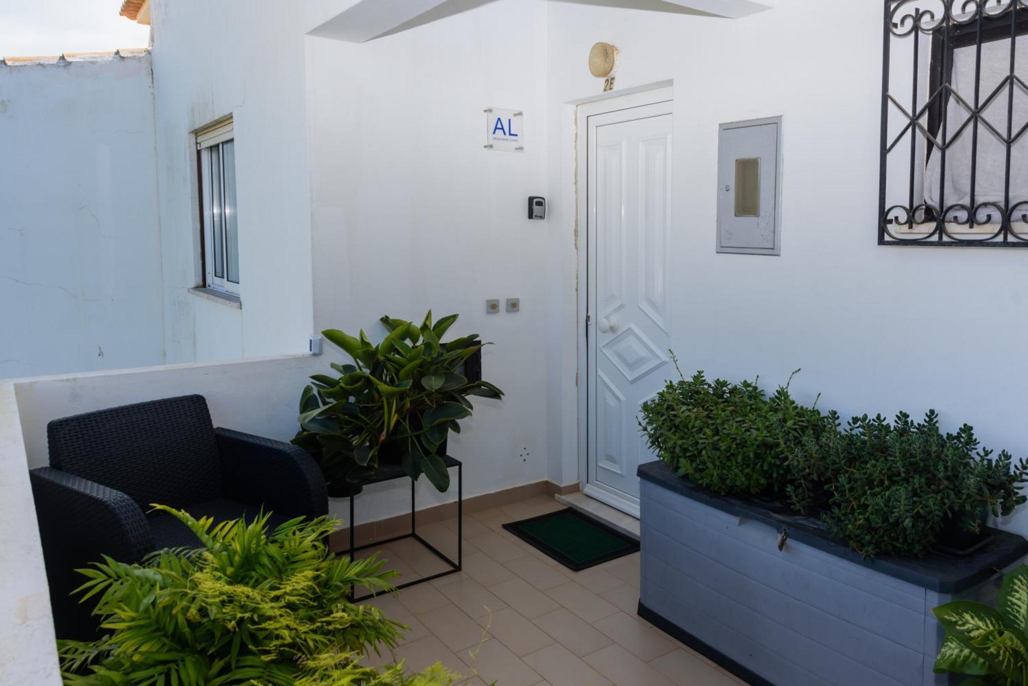 Hillside With Sea View & Fibre Internet Apartment Albufeira