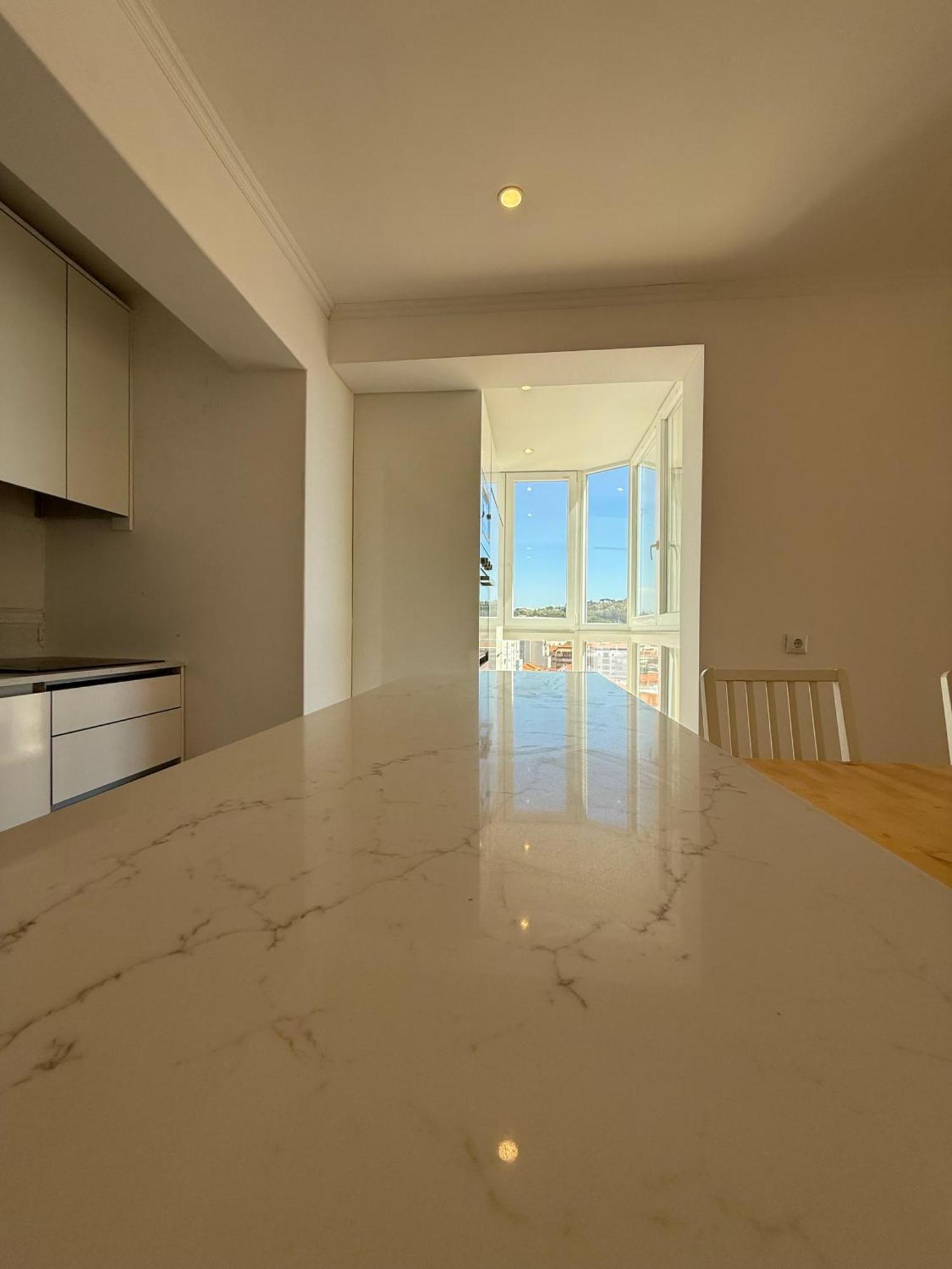 Front Costa Caparica Lisbon Apartment *