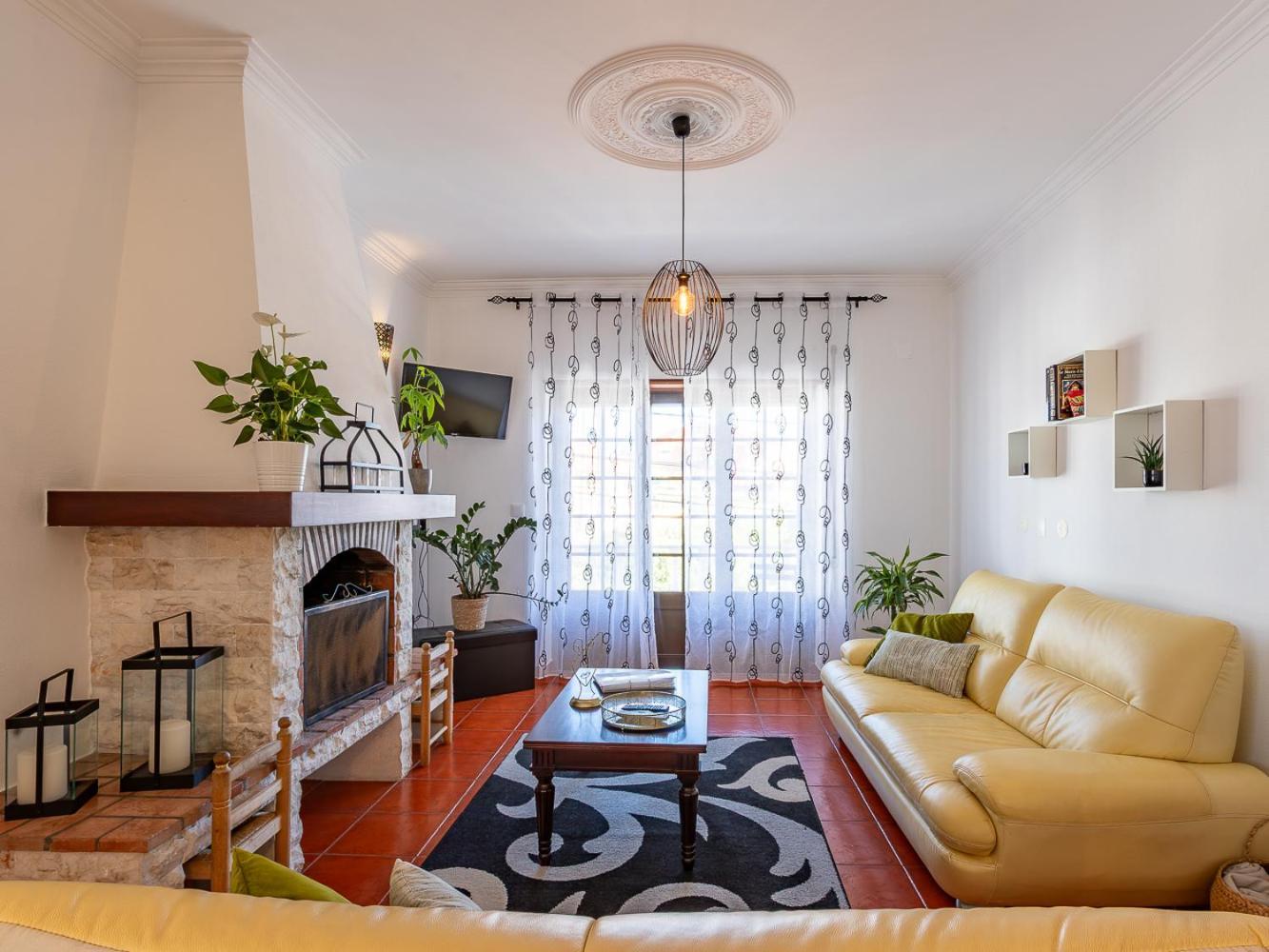 Nº57 House - Ribamar Santo Isidoro