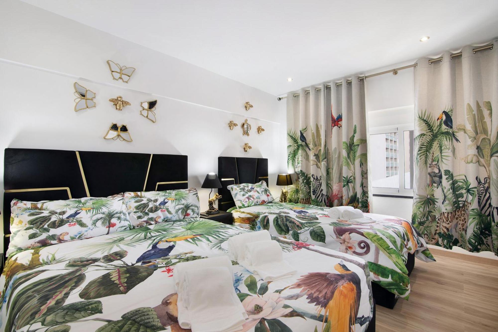 Jungle Flat With Pool T2 Montechoro Apartment