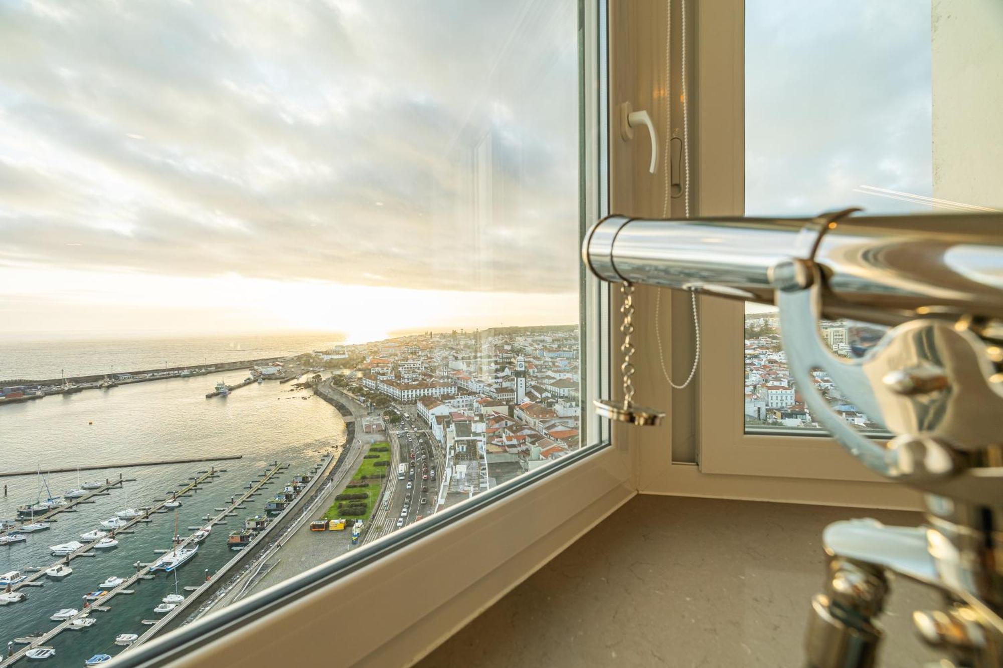 Azores Penthouse - Premium Flat Apartment