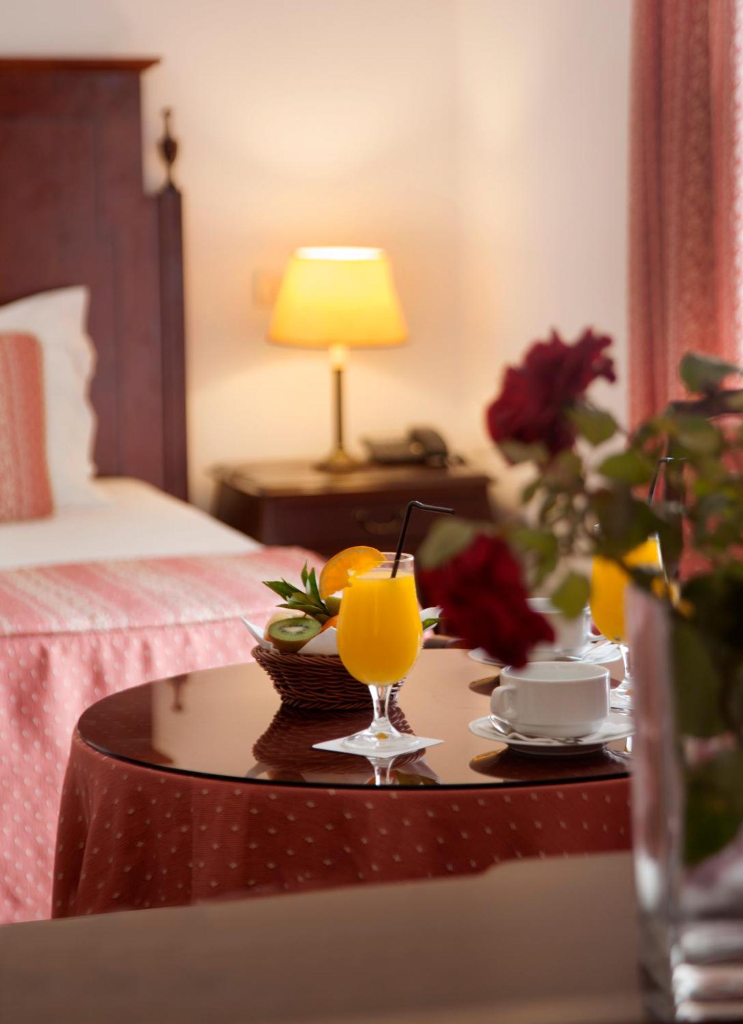 Turim Club Azeitao Hotel 4*