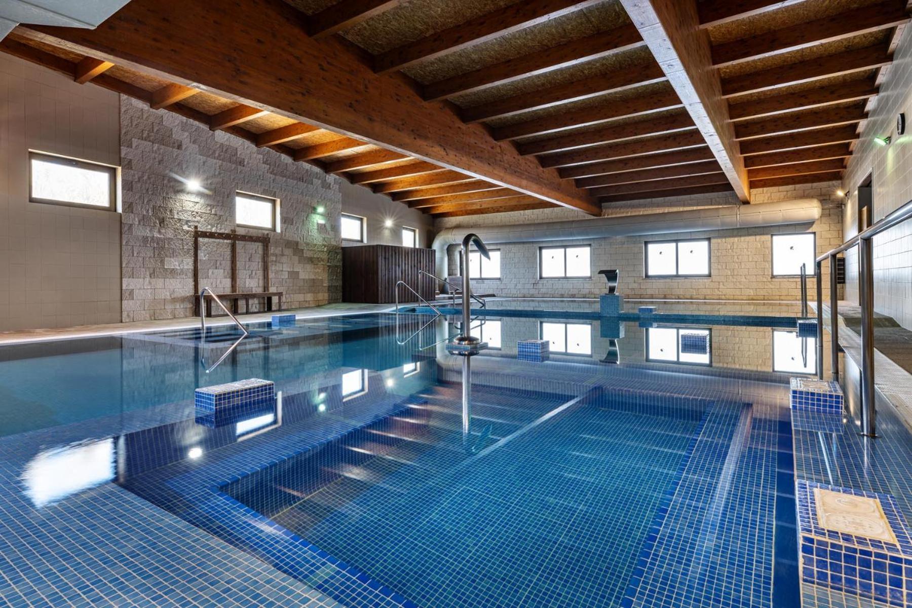 Penichepraia - Bungalows, Campers & 3* Peniche