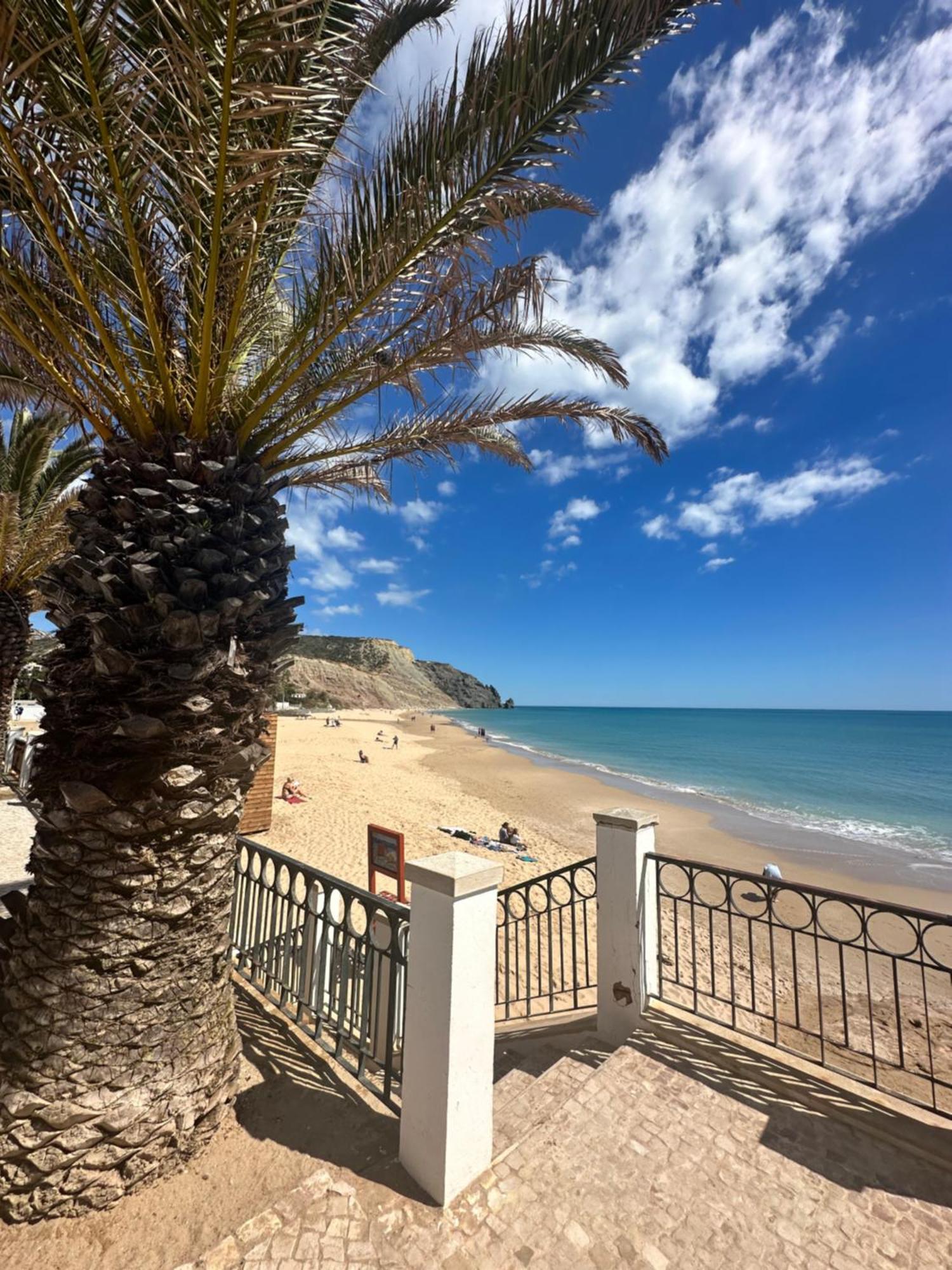 Aparthotel Luz Beach Apartments