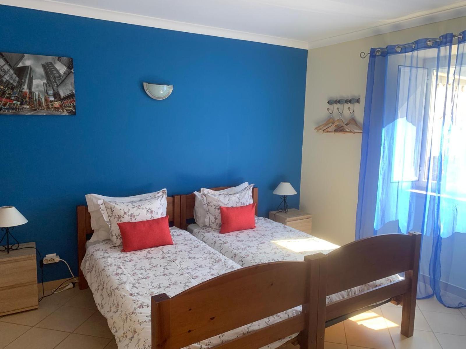 Blue Moon Guest house *