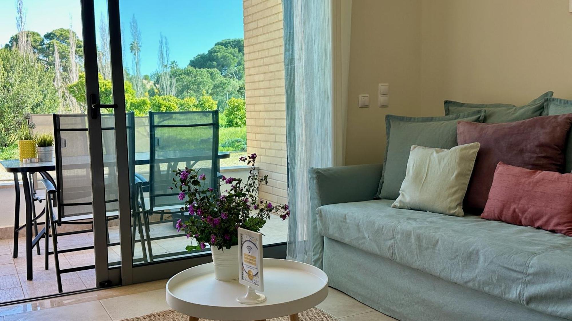 White By Check-in Portugal Vakantiehuis