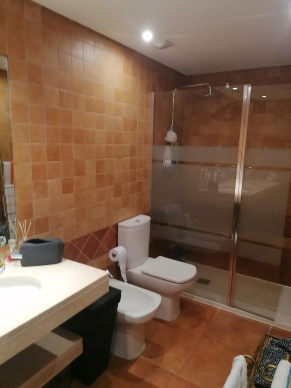 Ferias- Da California, Apartamento
