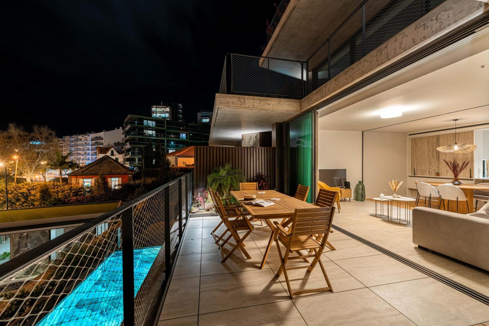 Savoy Monumentalis 2b Or Not 2b By Lm&ac Signature Appartement *
