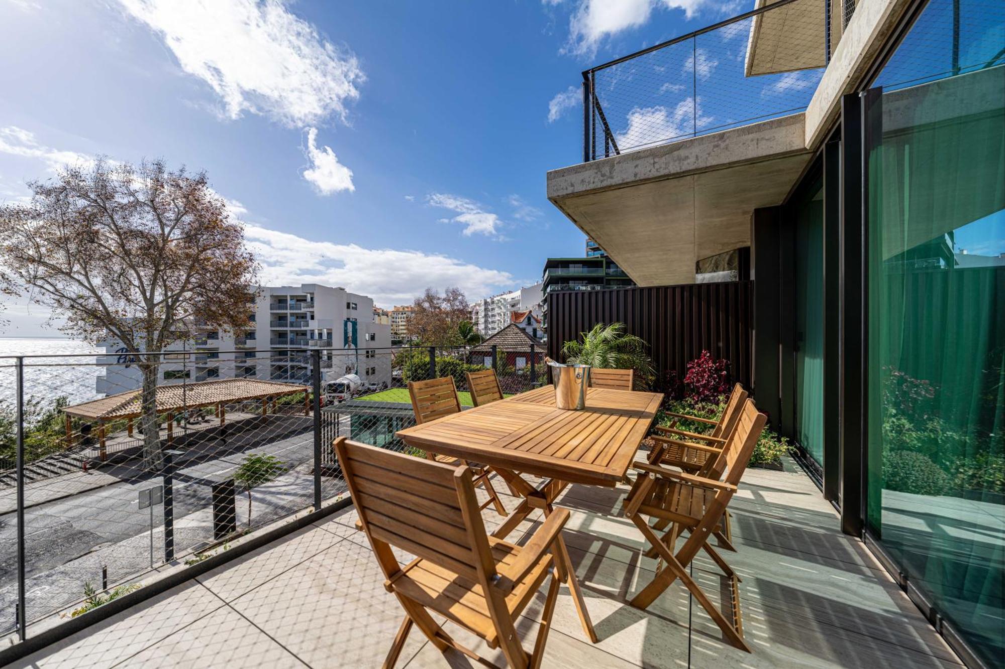 Savoy Monumentalis 2b Or Not 2b By Lm&ac Signature Appartement