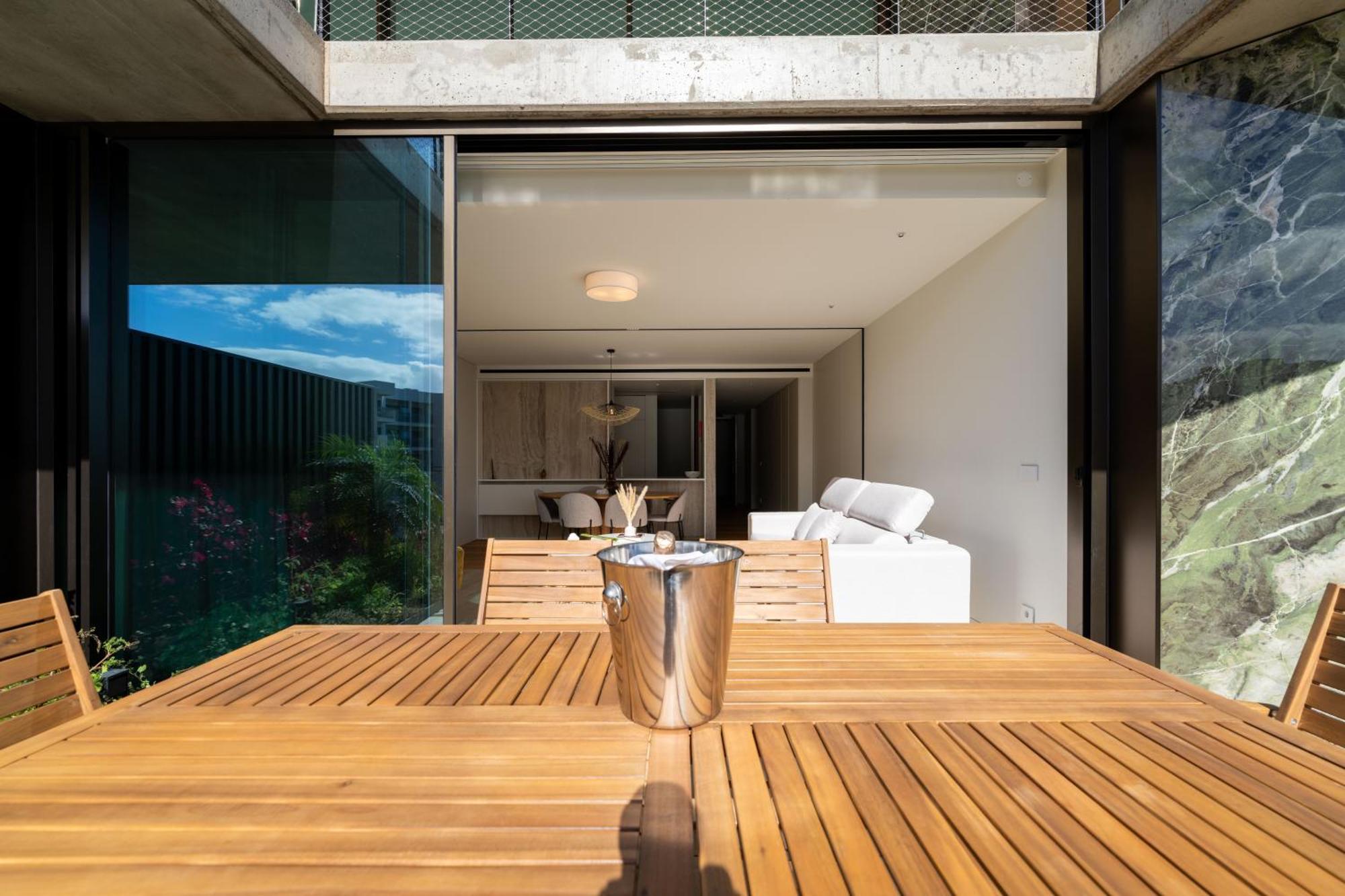 Appartement Savoy Monumentalis 2b Or Not 2b By Lm&ac Signature