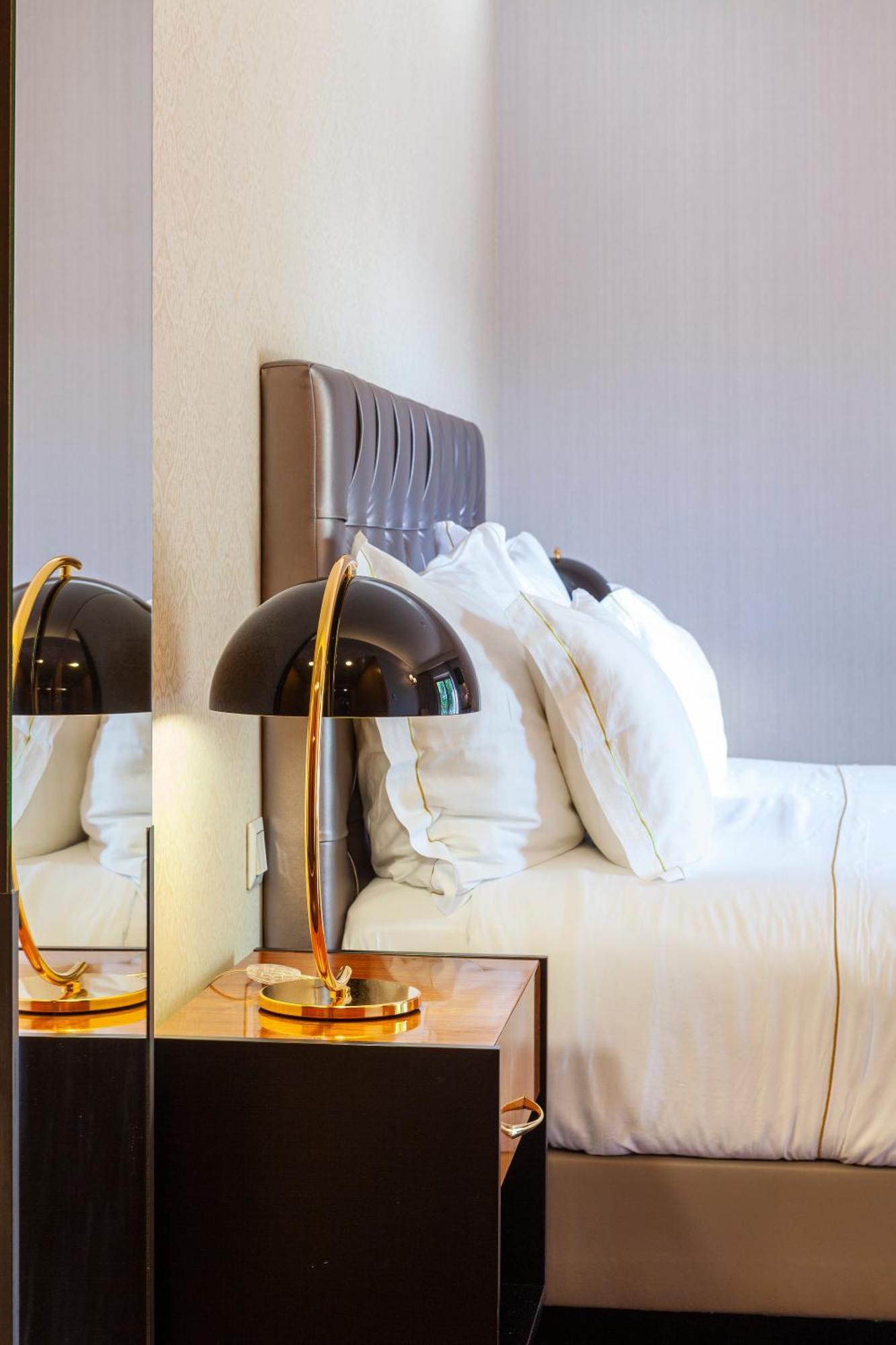 Lis Hotel