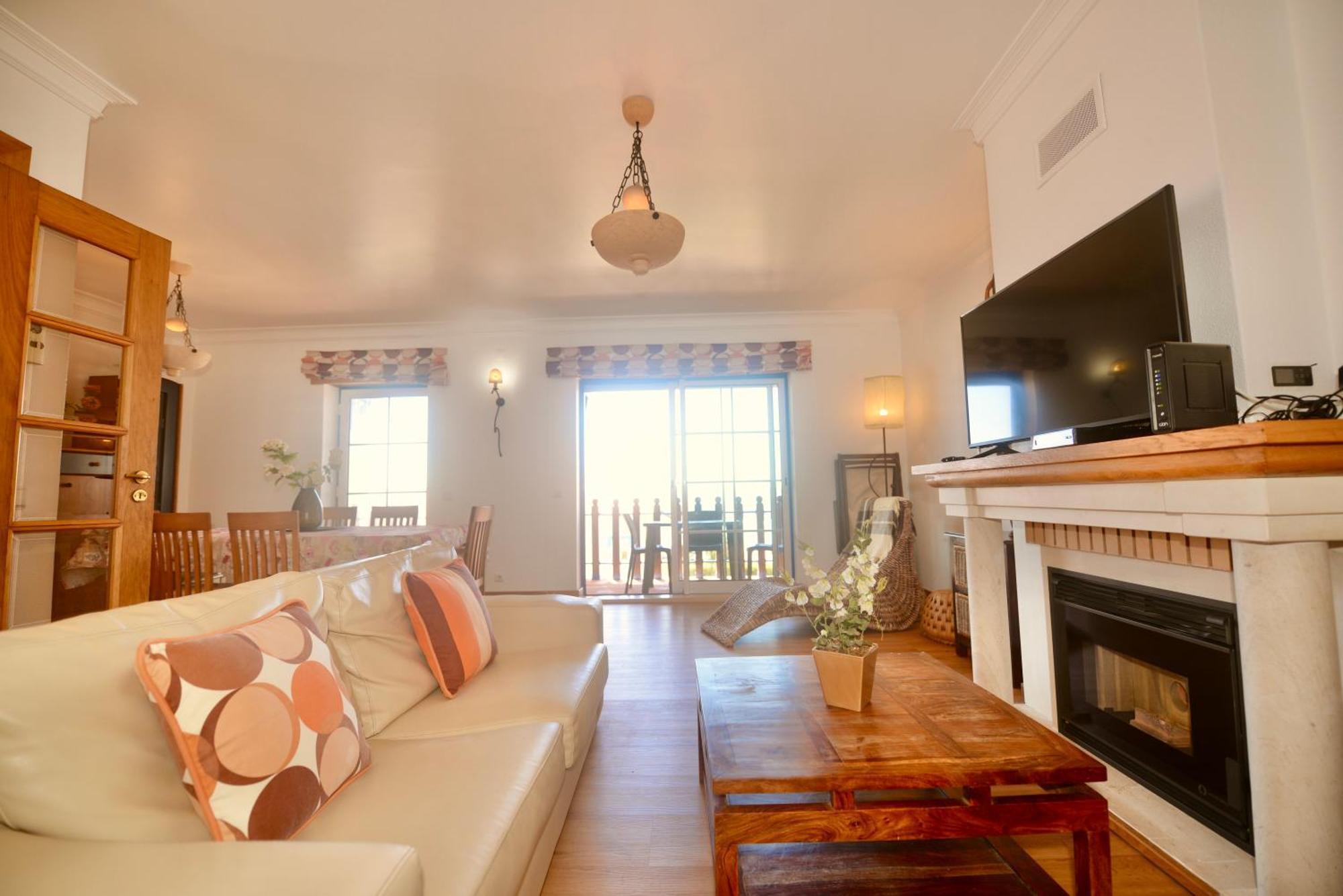 Ship - 4 Bedroom Duplex With Sea And Pool Views, 1km From The Apartment Sao Martinho do Porto