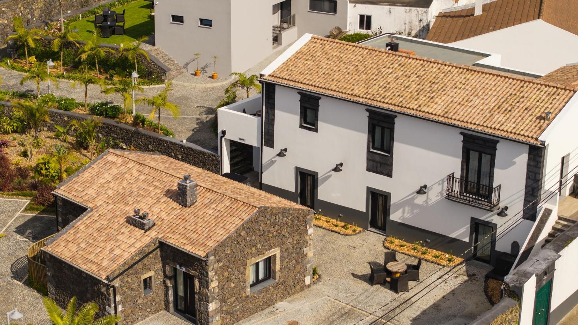 Hotel Azores Homes & 4*