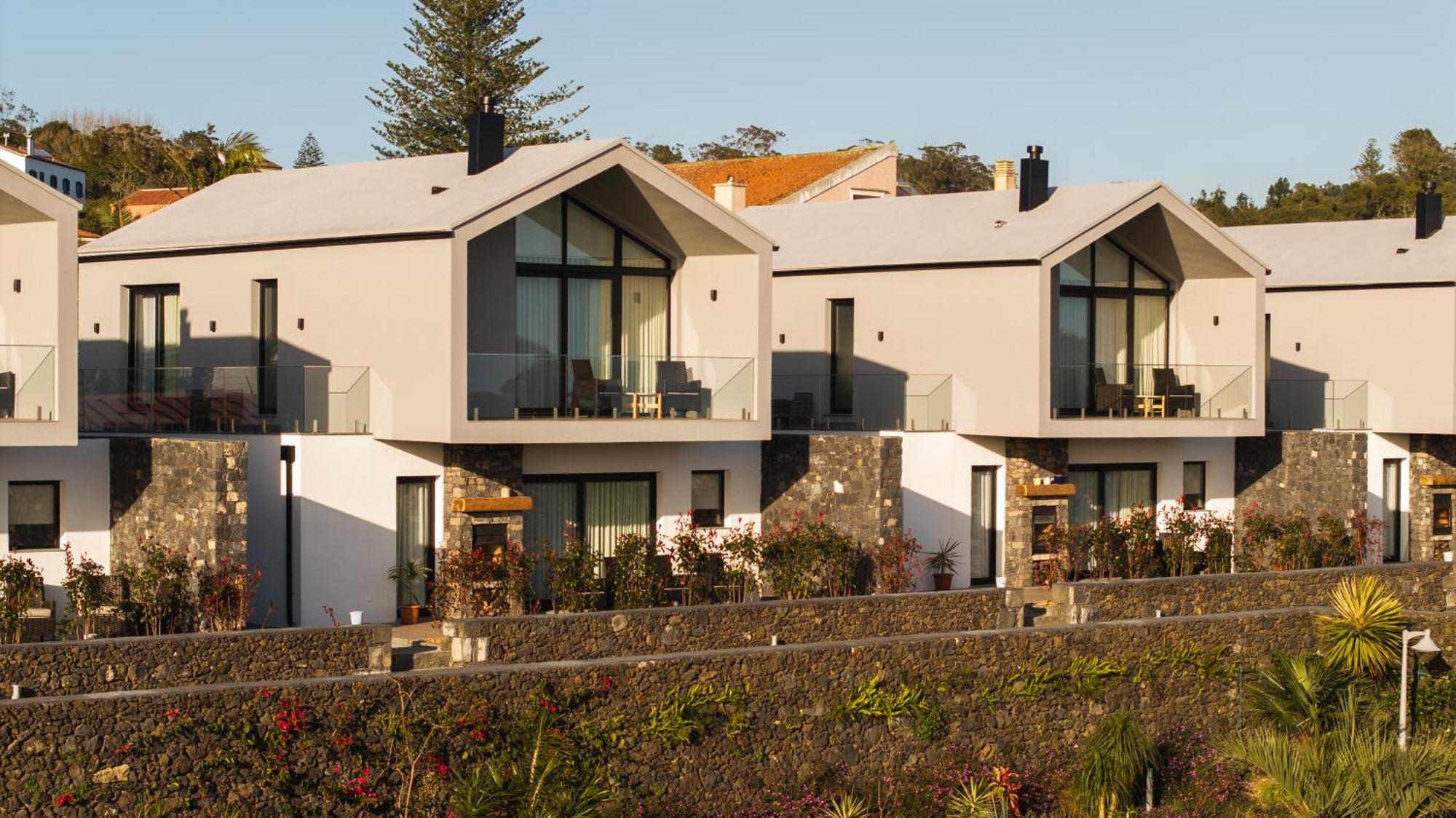 Azores Homes & 4* Ponta Delgada (Sao Miguel)