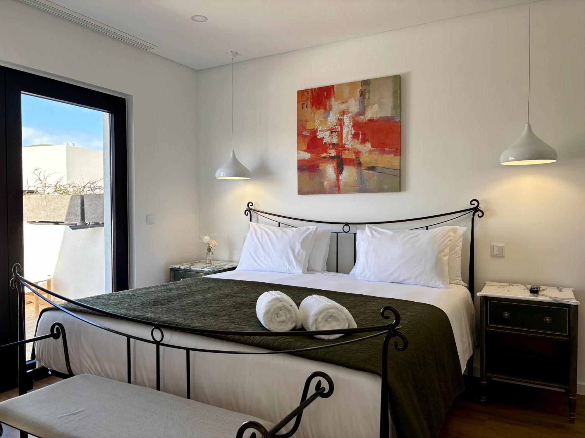 Azores Homes & Ponta Delgada (Sao Miguel)