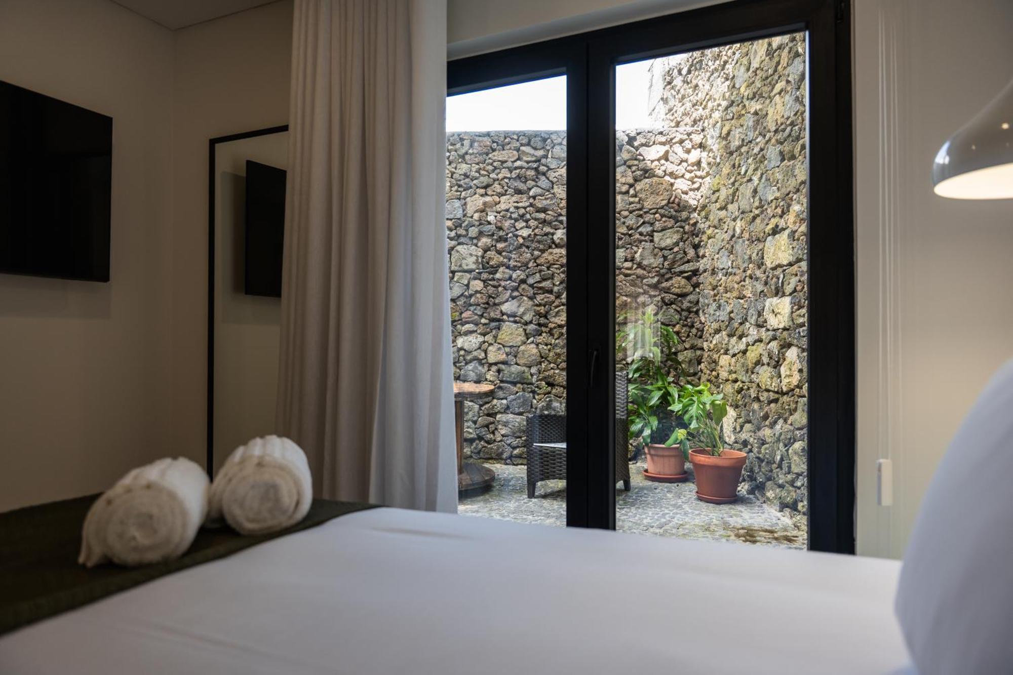 Azores Homes & Hotel