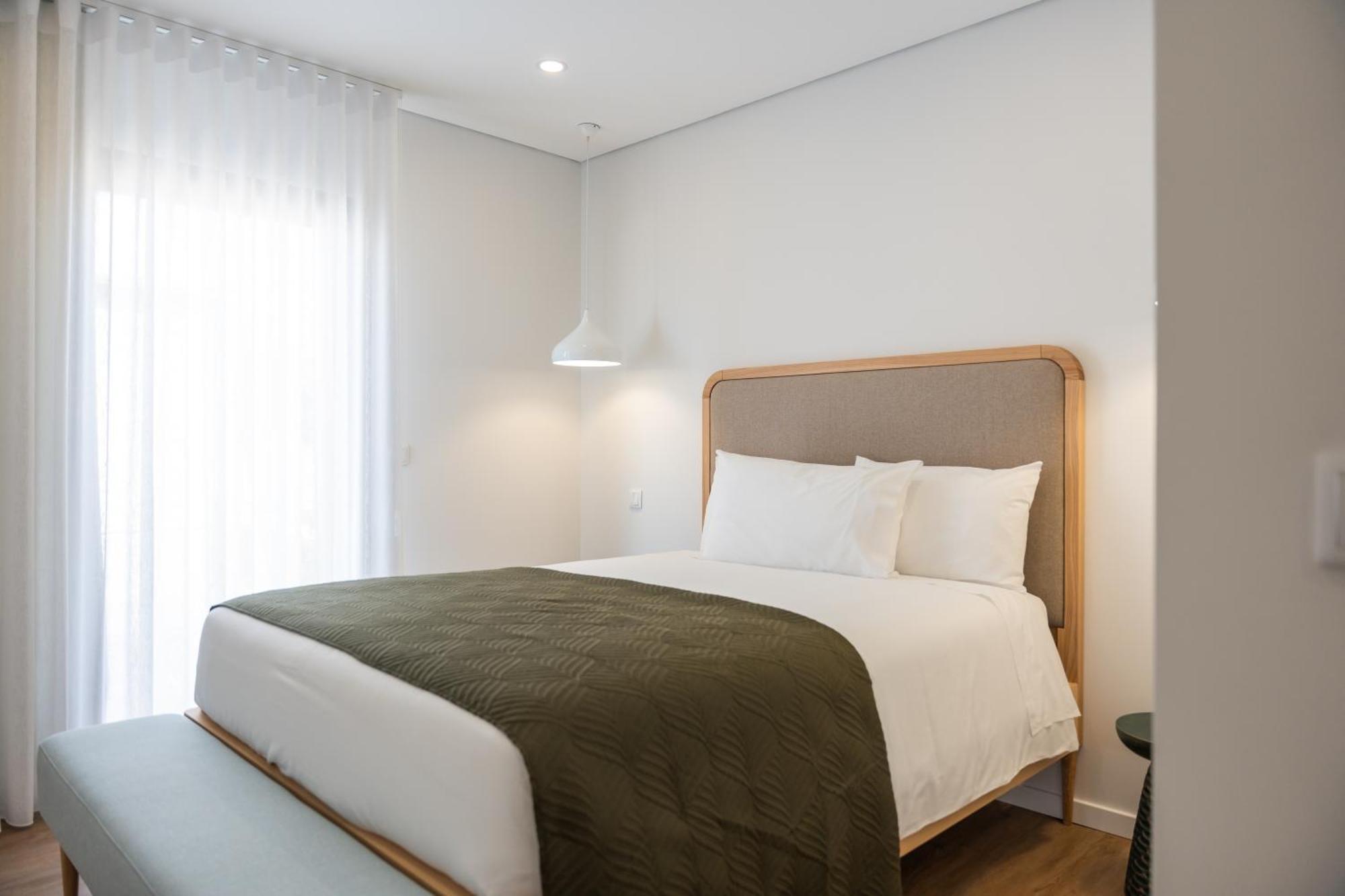 Azores Homes & 4*