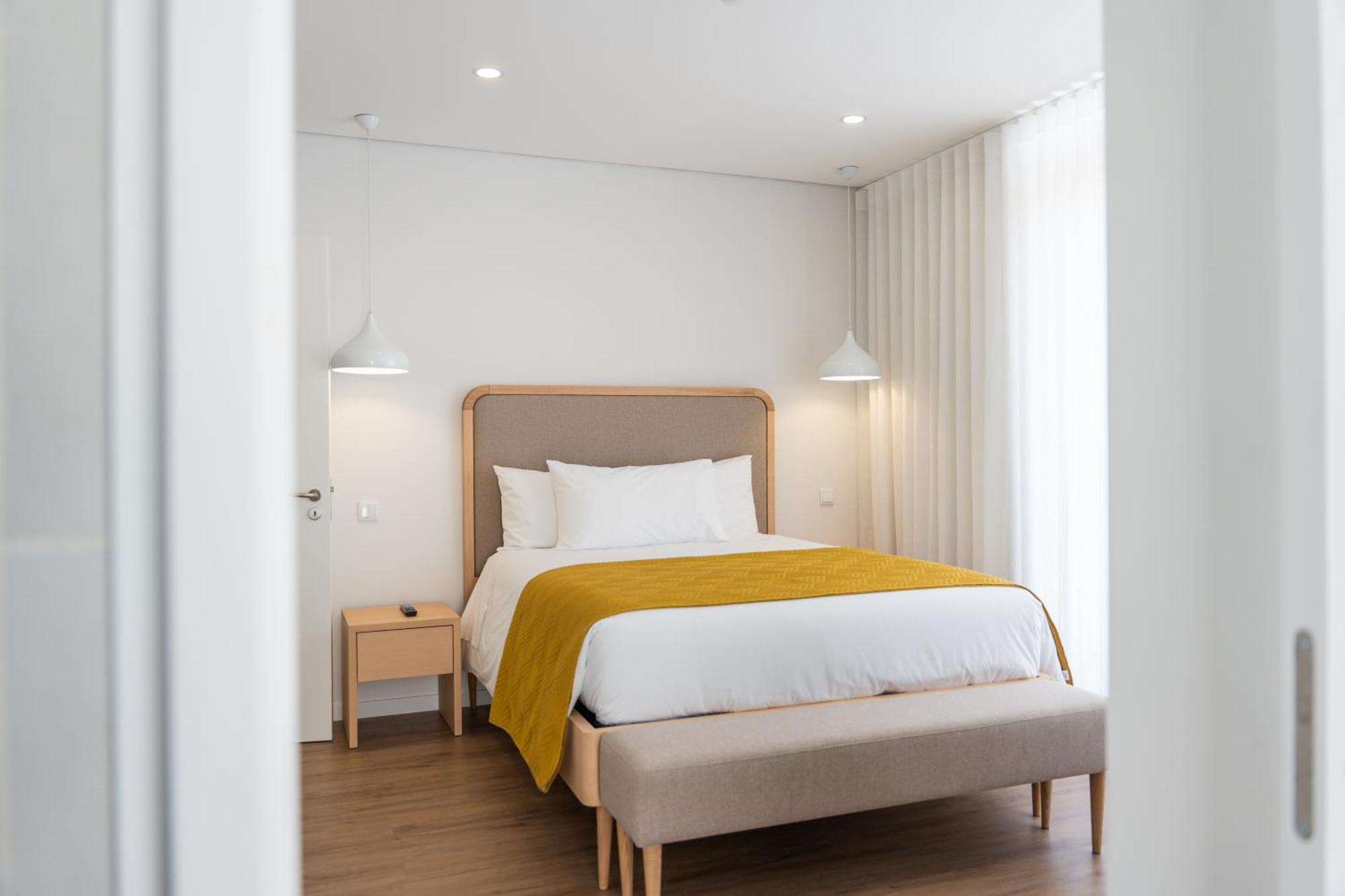 Hotel Azores Homes & 4*