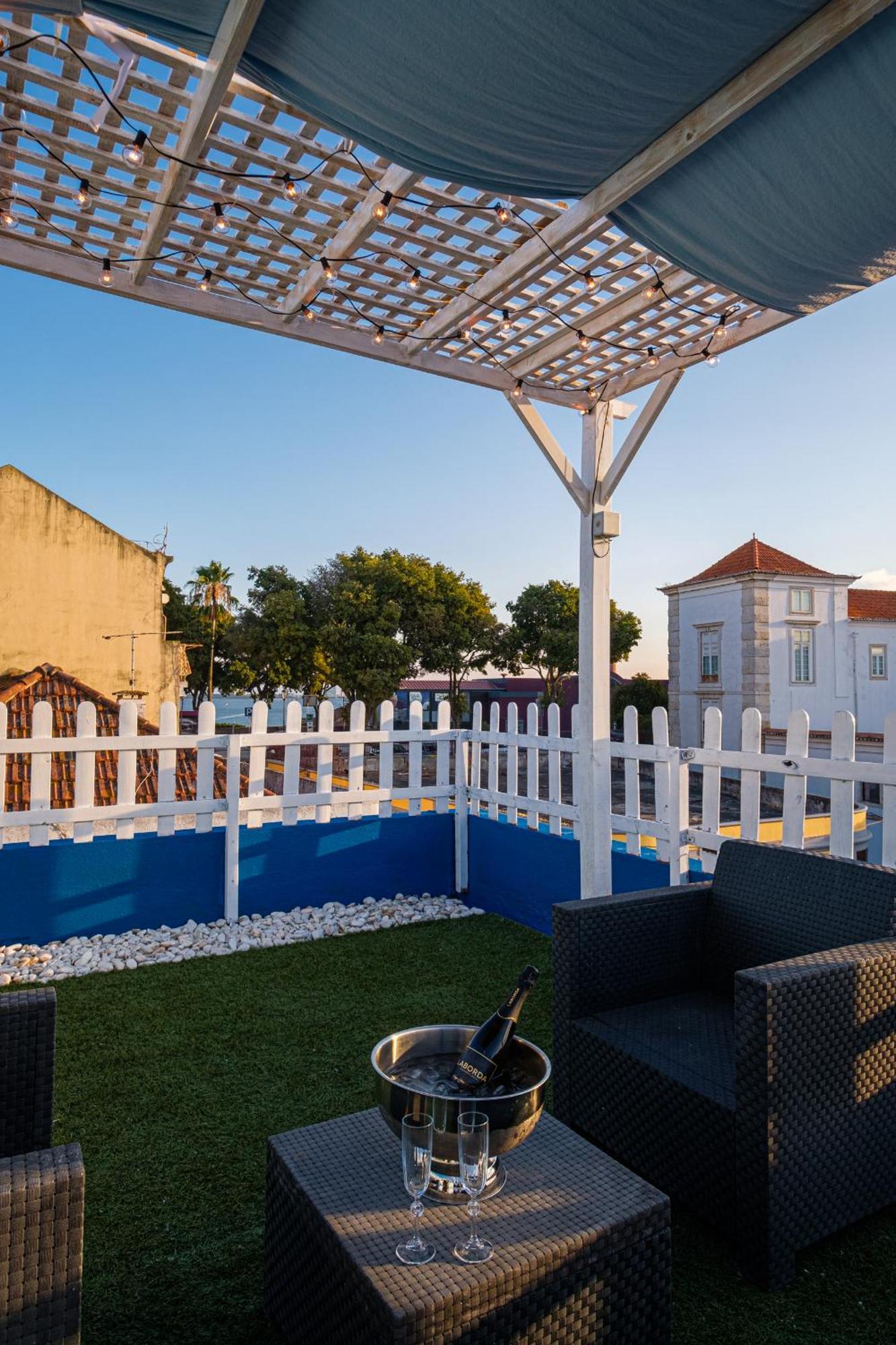 Y Quebedo - Boutique Apartment Setubal