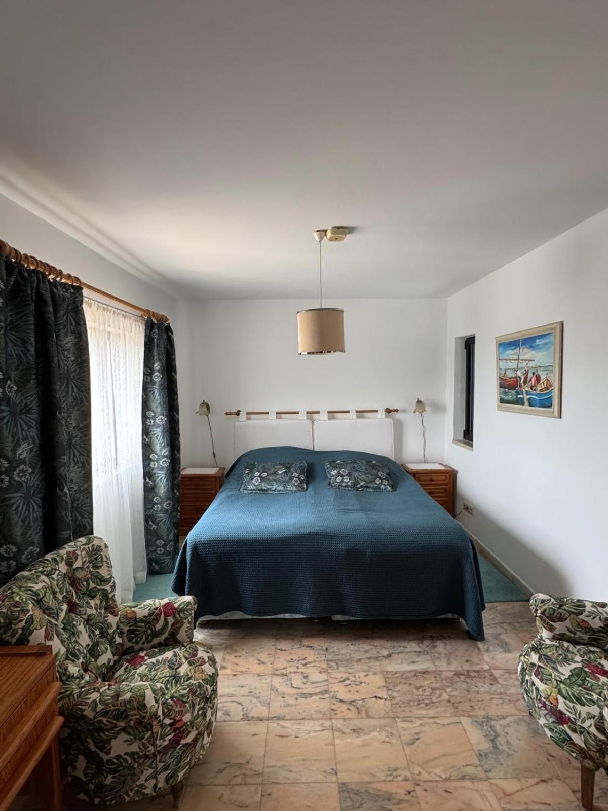Casa Esperanca - Carefree Living With Big Private Pool And Great Views Olhao