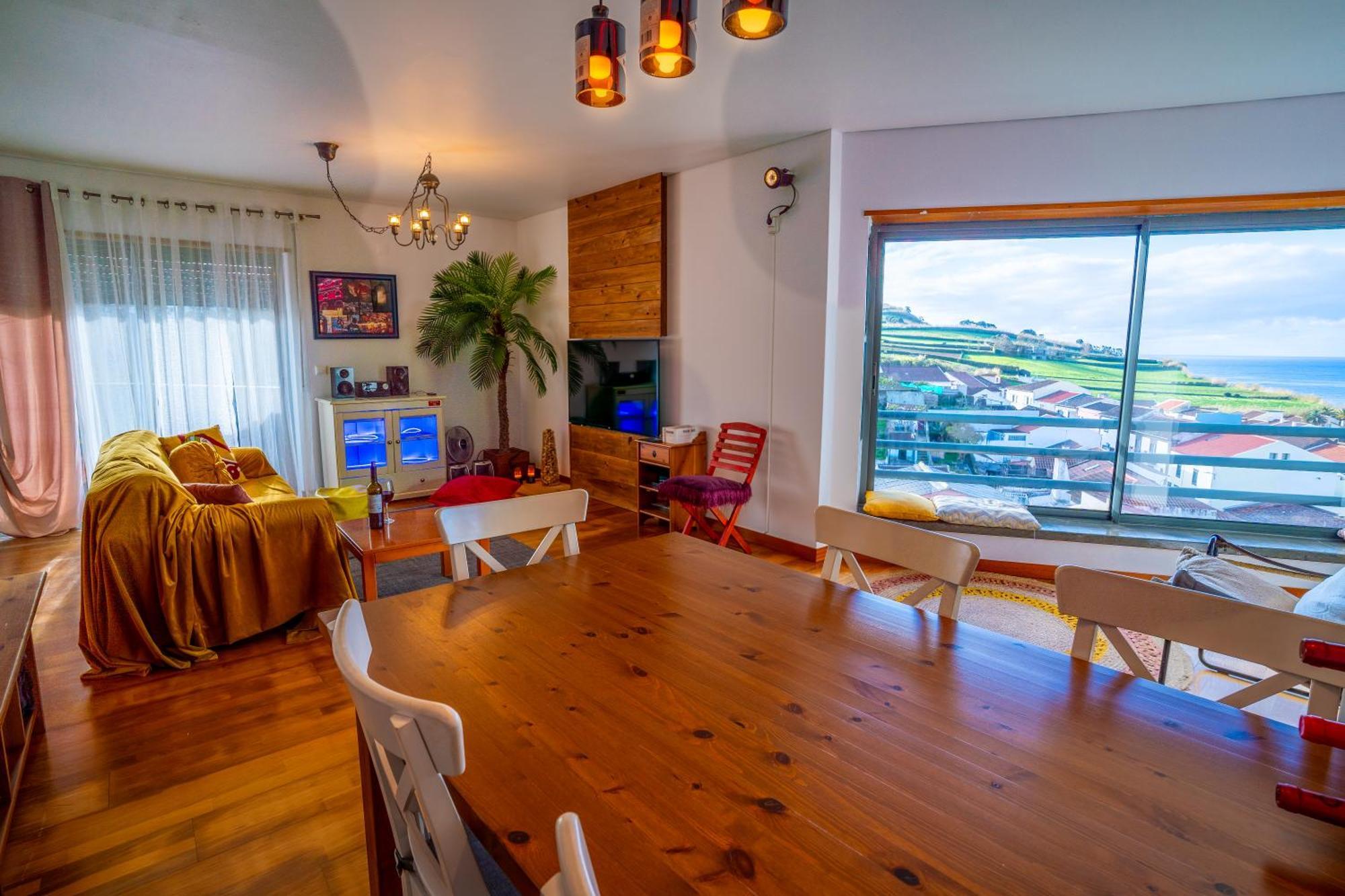 Epicenter Skybar Apartment *