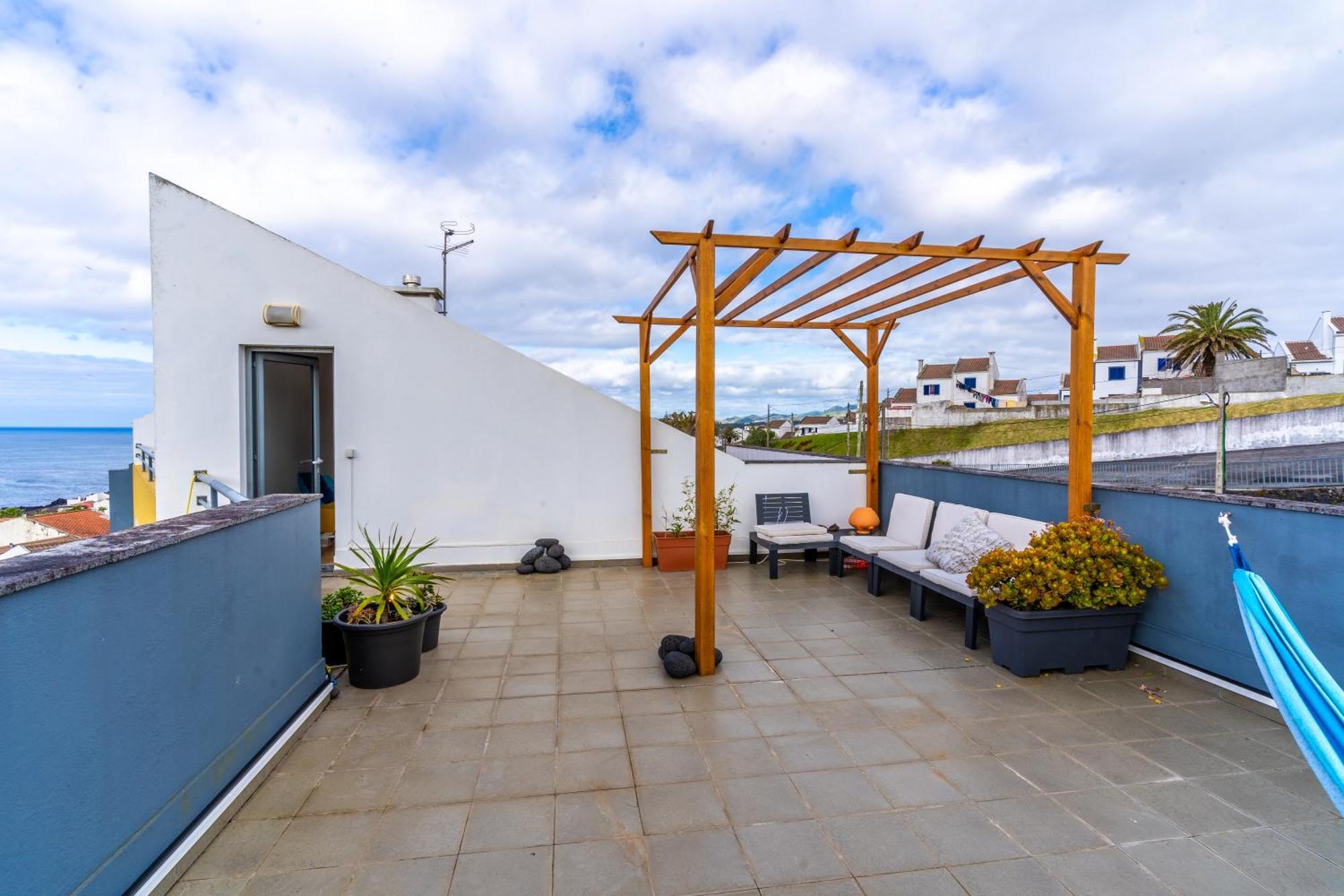 Epicenter Skybar