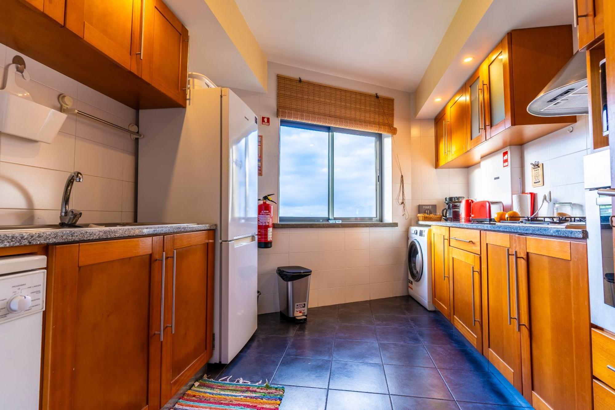 Epicenter Skybar Apartment